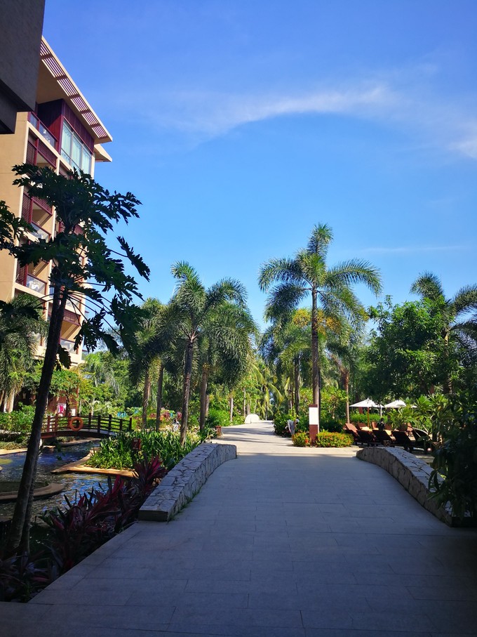 带着老妈和宝贝游三亚（两家铂尔曼和亚龙湾红树林度假之旅）