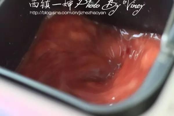 材料洗一洗切一切扔进面包机，无添加的香浓健康果酱2小时出炉！