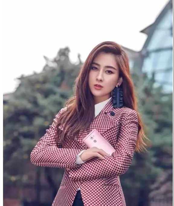 脸型扁平要刘海还是不要刘海好,空气刘海加八字刘海适合什么脸型