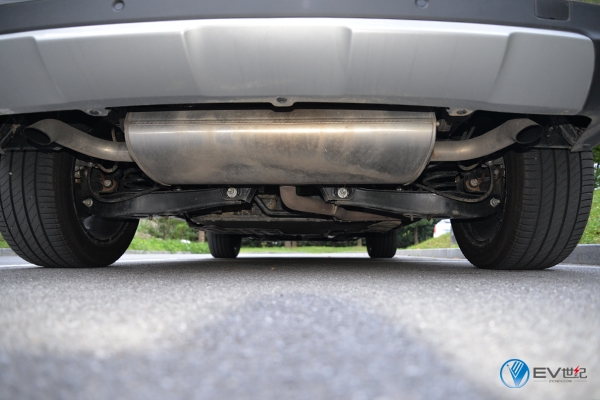 上汽荣威erx5油电混动suv动力,上汽第三代荣威erx5油电混动suv