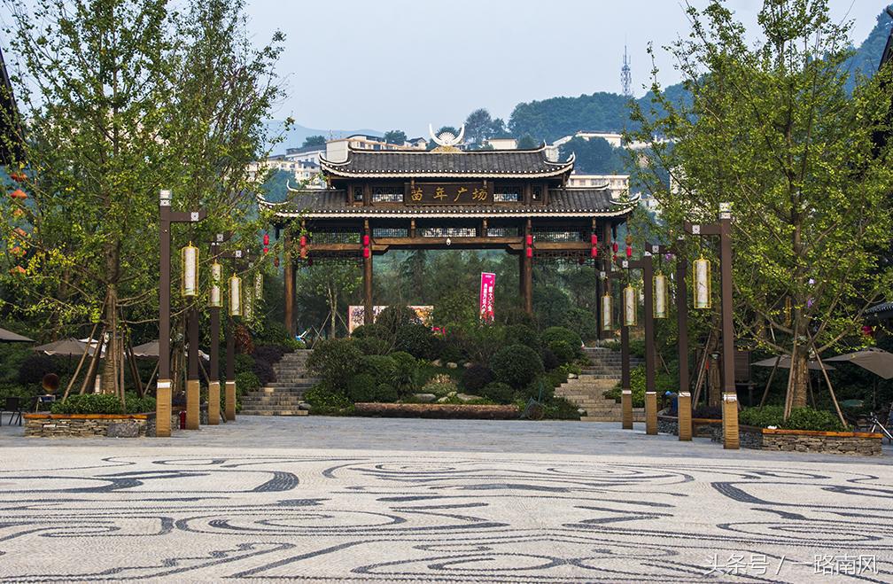 王健林为什么在丹寨建万达小镇,万达王健林与丹寨