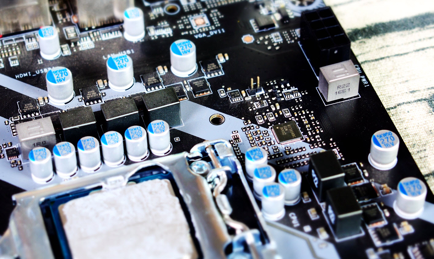 3500元intel电脑配置推荐,intel降价