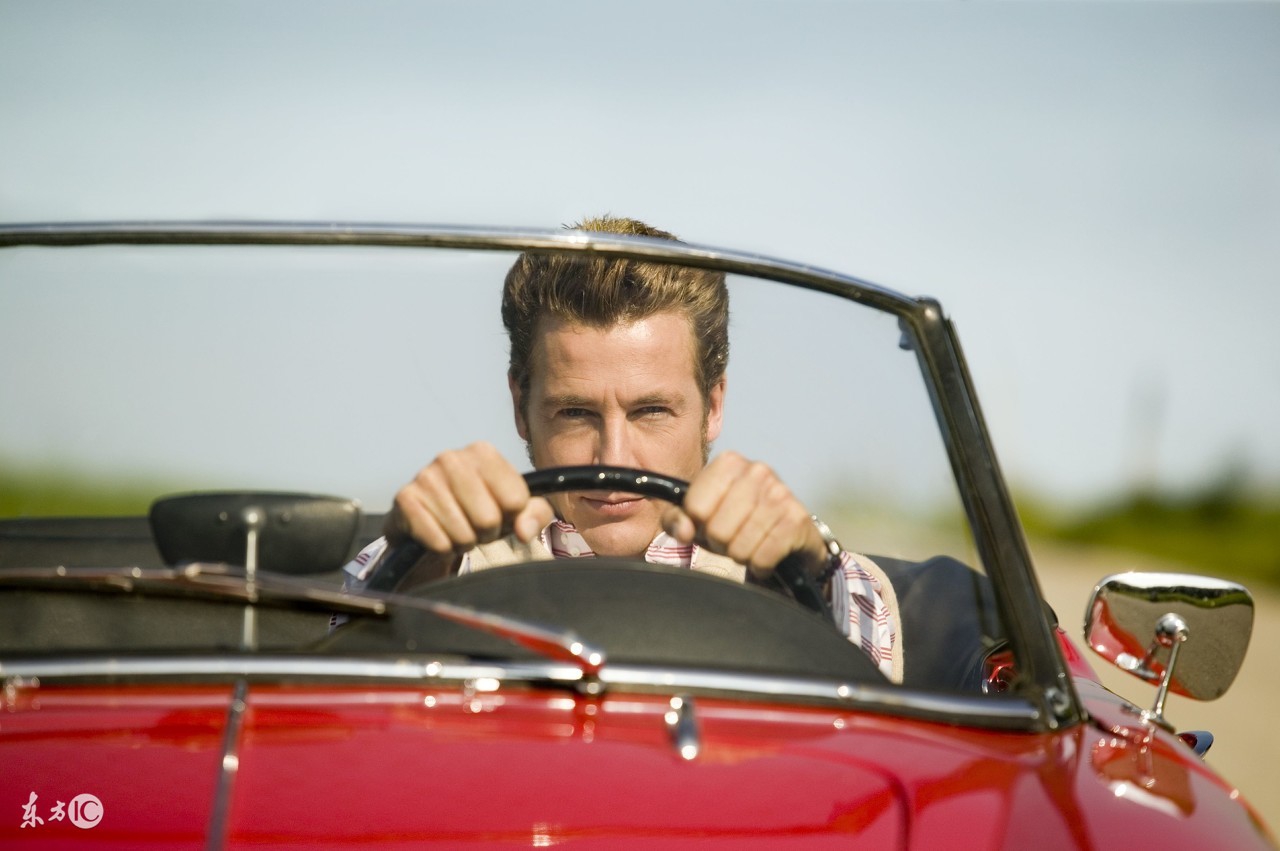 在你看来，钱多轻松的大学老师其实是有苦说不出