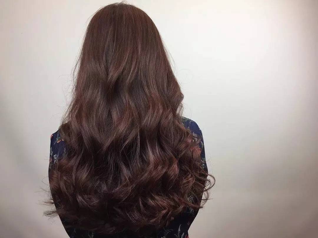 今夏最显白的3款流行发色,所有显白的颜色