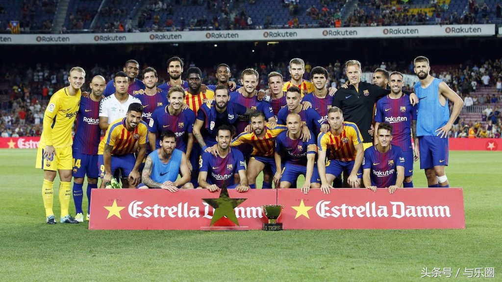 造3球!空难幸存球员痛哭梅西送拥抱,巴萨5-0沙佩科捧杯