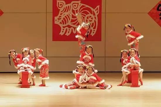 少儿学舞蹈，要跟写作业一样认真