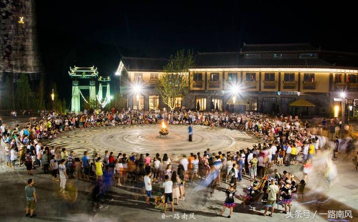 王健林为什么在丹寨建万达小镇,万达王健林与丹寨