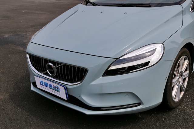 沃尔沃新款v40试驾,试驾沃尔沃v40