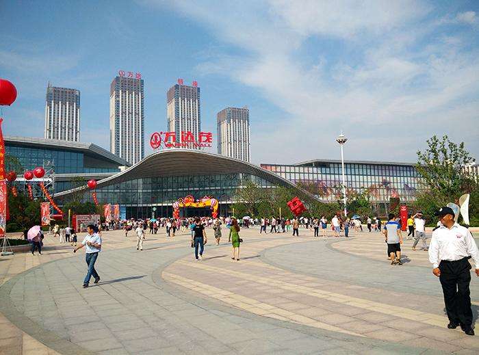 万达退出房地产意味什么,万达真的剥离了房地产吗