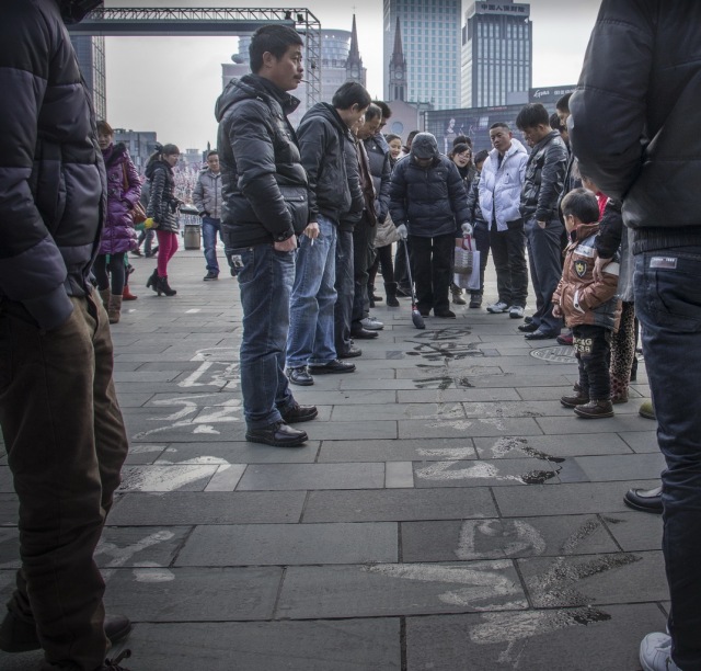 宁波中心地标天一广场15岁啦,哪张照片勾起你的回忆?