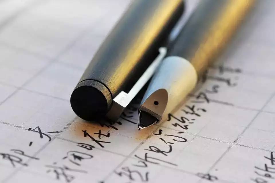 雀巢广告韩寒的钢笔,韩寒雀巢广告lamy