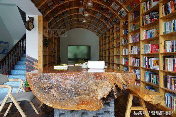 我们是谁？游客！我们做啥？木工！怎么做？打酱油！