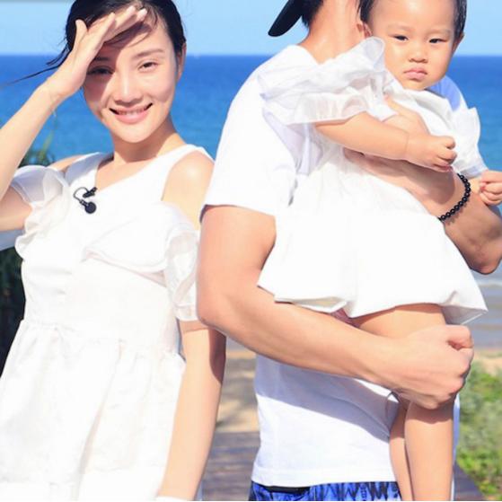 李小璐甜馨母女装,李小璐与甜馨母女装