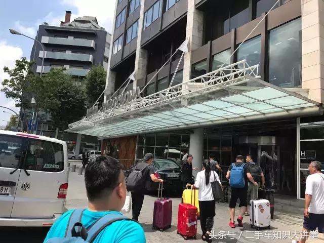 西班牙老车 (为什么外国路上那么多老车)