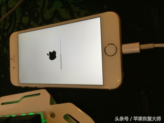 iphone忘记锁屏密码教你一招搞定,iphone忘记密码怎么刷机视频教程
