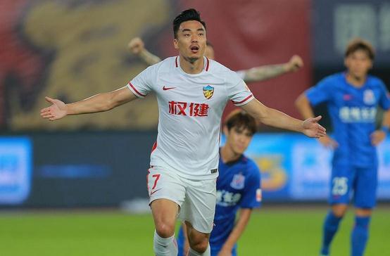 天若有情天亦老，遇到杨智吊一脚，鲁能绝招被赵旭日学来