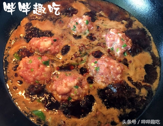 咸蛋黄珍珠肉丸步骤,咸蛋黄皮蛋肉丸子