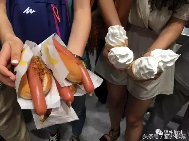 带聊城网友提前感受济南宜家的魅力，不仅人多购买力也爆棚