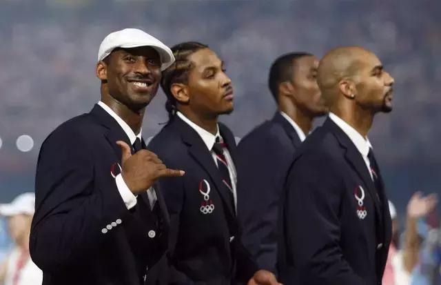 韦德回忆科比在中国的影响力,08年韦德科比对比