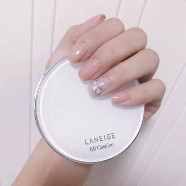 打个赌！看完这100款时髦美甲，你会种下一片草原