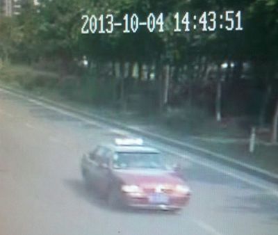 出租车上手机掉了应怎样找回,手机落在出租车上司机要钱怎么办