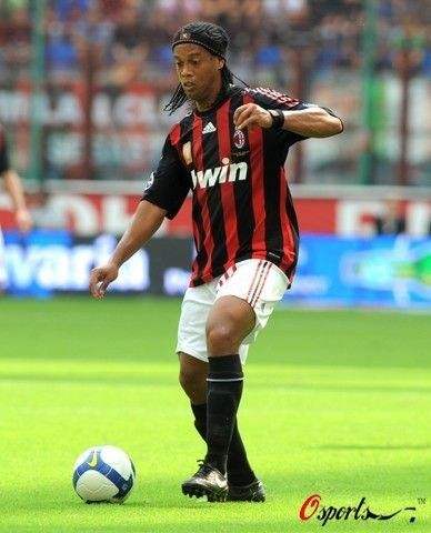 小罗来过几次中国,一代球王小罗