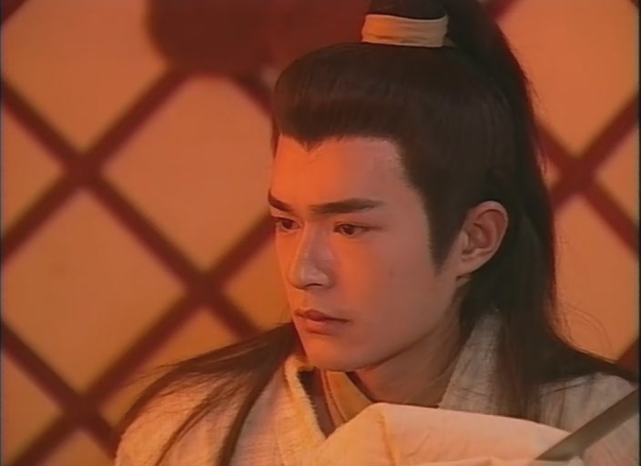 圆月弯刀渣男,圆月弯刀颜值