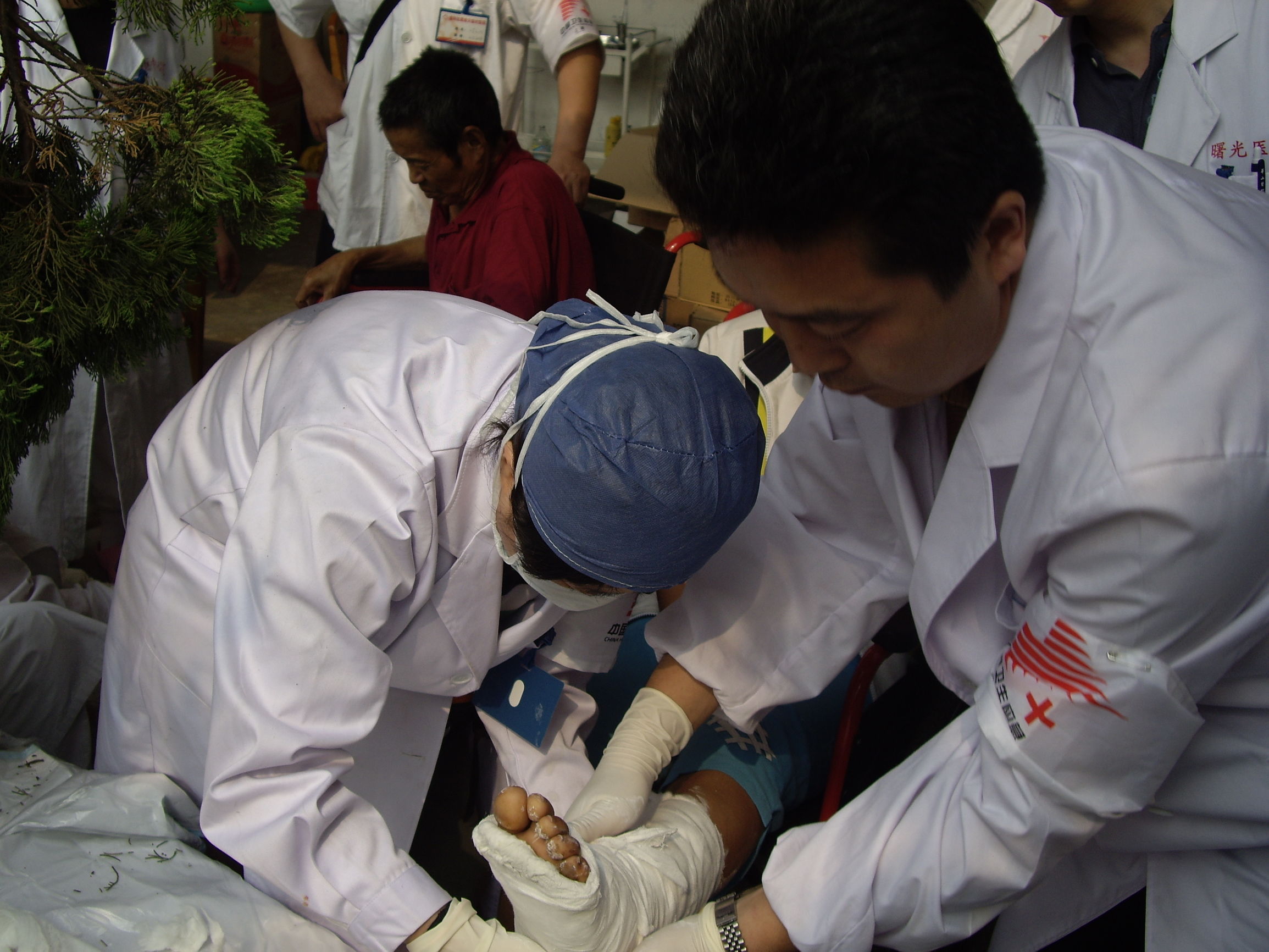 车祸现场急救视频,车祸受伤最佳处理方法