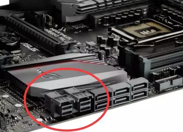 如何看懂电脑硬盘接口类型,2.5寸硬盘和3.5寸硬盘接口一样吗