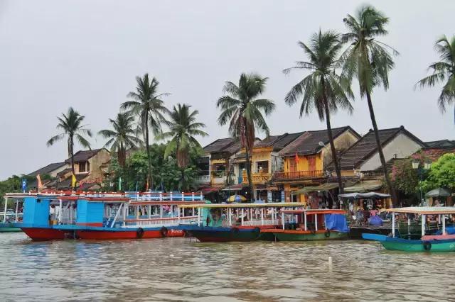 越南岘港5天自由行,越南岘港一天游出海
