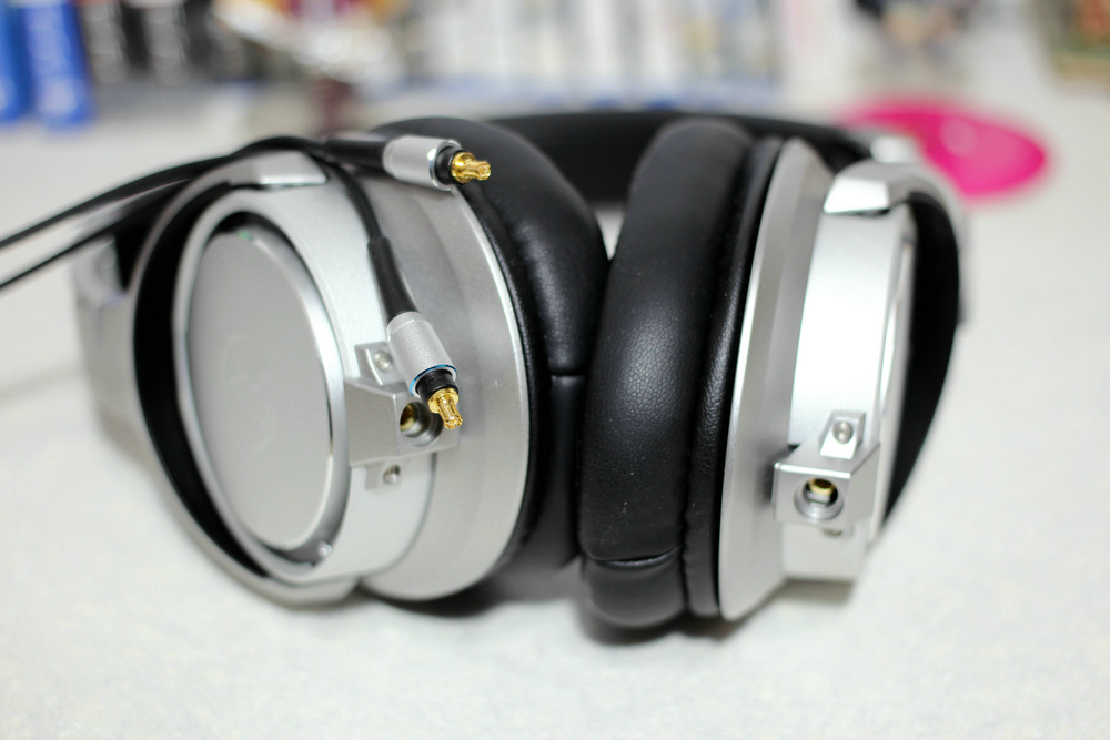 铁三角ath-m20x耳机测评,铁三角sr9