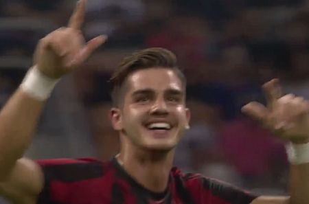 fifa足球世界年度最佳140球员推荐,fifa足球世界140年度最佳球员