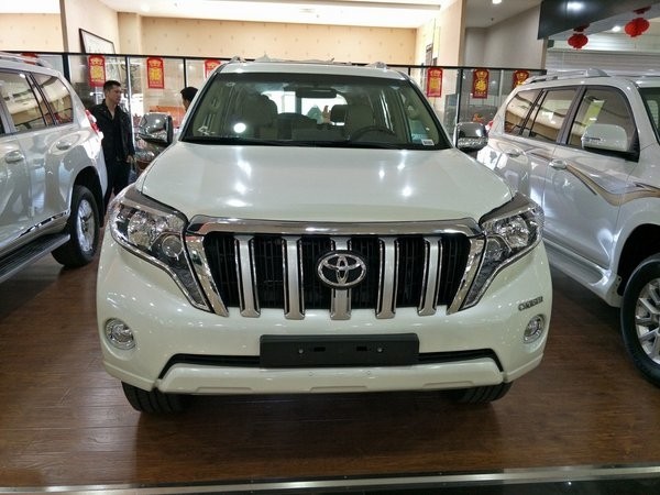 17款普拉多2700丐版啥配置,2018款普拉多2700黑色新款