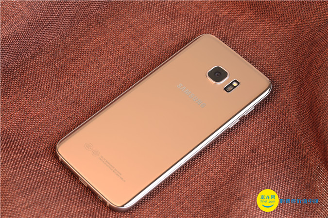 ​温润如玉的颜值担当GalaxyS7edge上手试玩