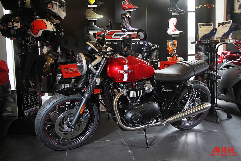 凯旋bonneville1200,凯旋bonneville红色