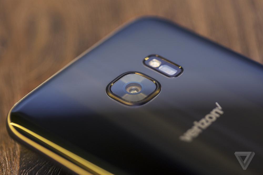 三星galaxys7系列曝光,三星GalaxyC7测评