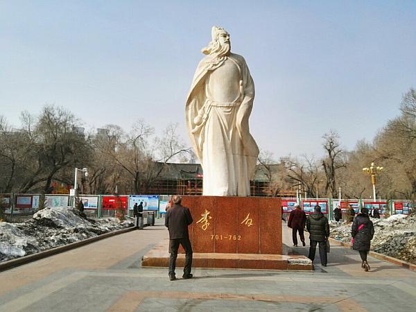 两位60岁老人去旅游,60后老俩口自驾穿越罗布泊无人区