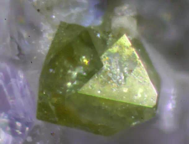 蓝宝石原矿全过程,迪拜顶级奢侈原矿宝石