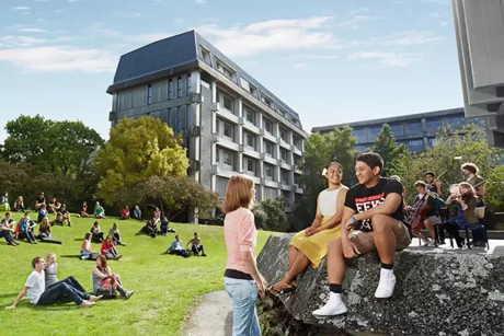 一所让学生不由自主选择的大学这就是UC