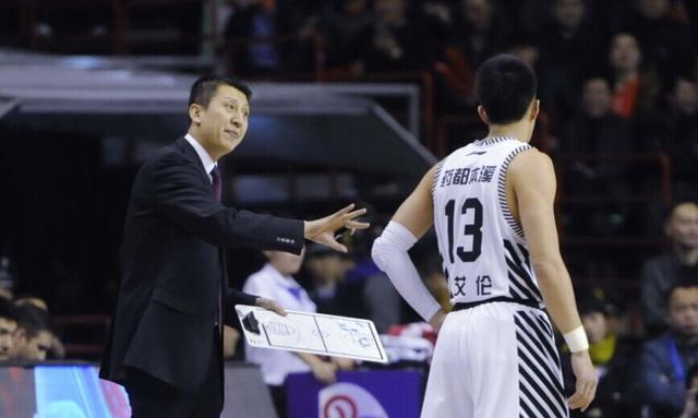 郭艾伦是真拼了吗,郭艾伦助攻超越哈德森