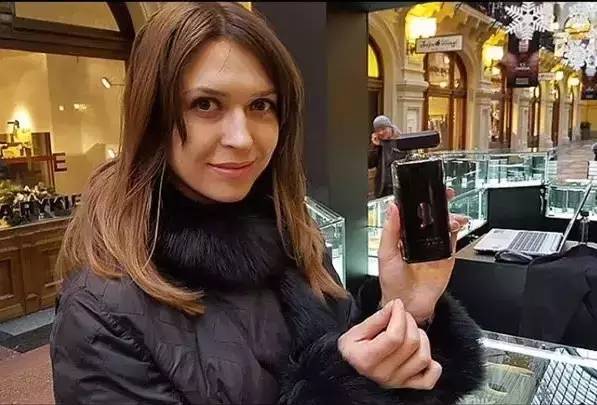 普京介绍产品视频 (普京俄罗斯商品)