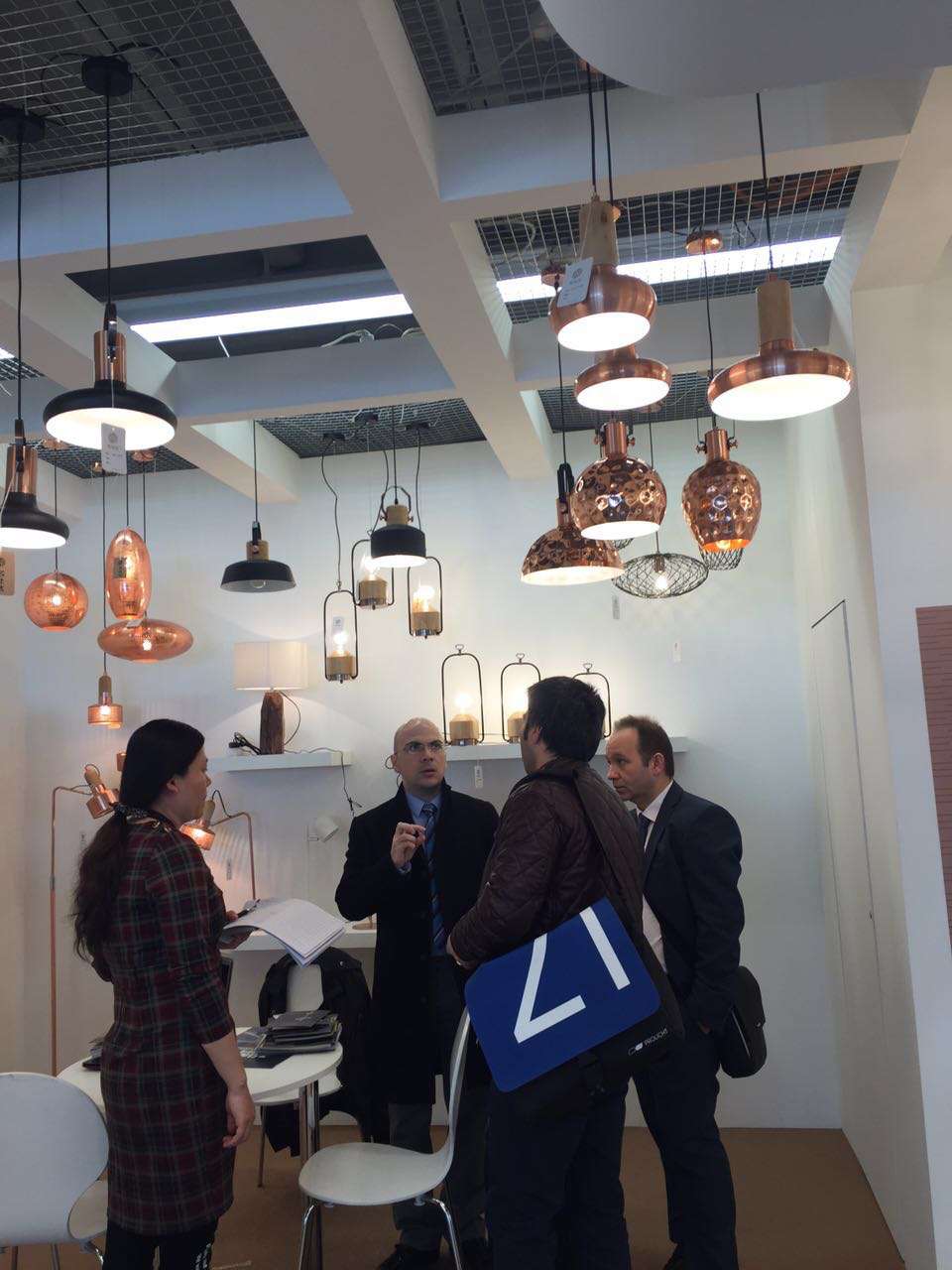 名仕达亮相德国克福国际灯饰展：艺术与优雅的融汇