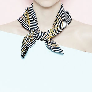 爱马仕丝巾旧款打折,爱马仕丝巾向女王致敬特别款