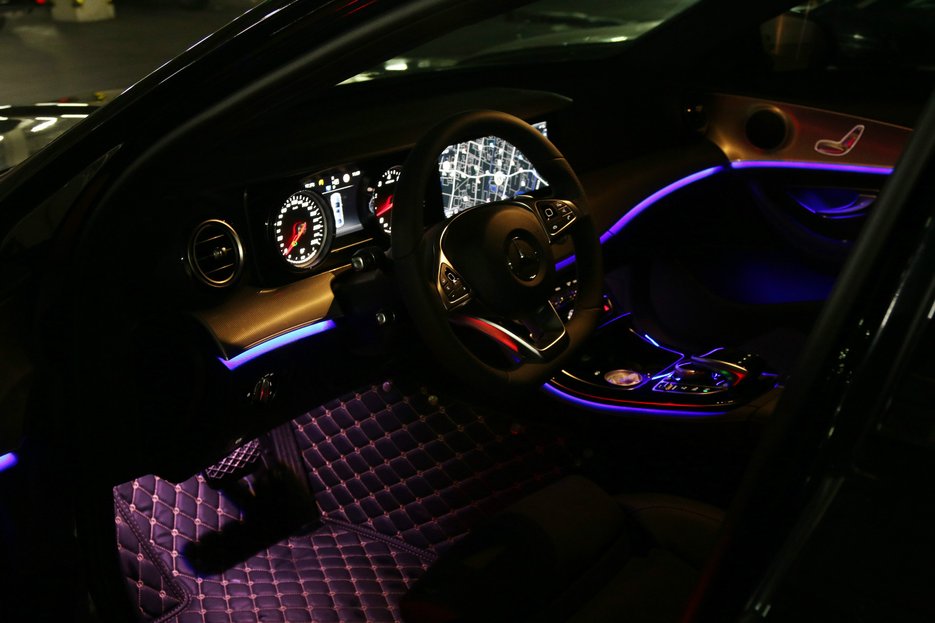 奔驰e级e200的争议点,奔驰e级2024款e200配置参数