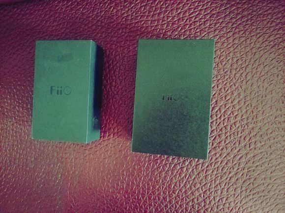 耳边测评,索尼nwa105对比飞傲x7二代