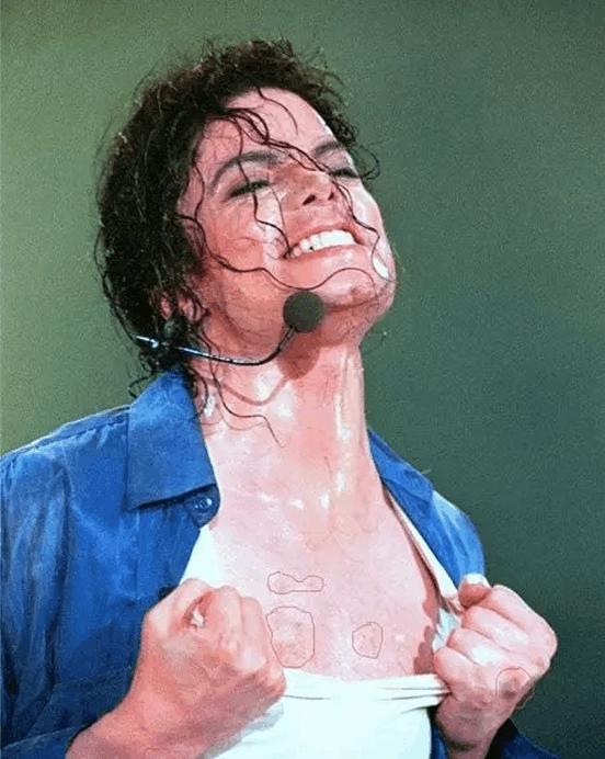 致舞王迈克杰克逊,迈克尔杰克逊怎么成为舞王