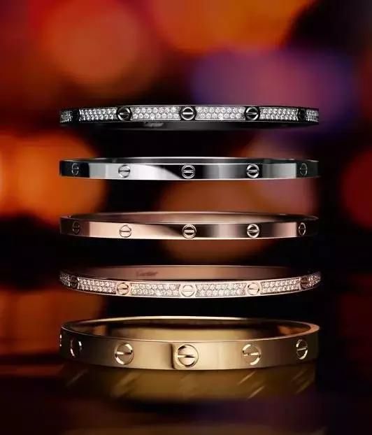 卡地亚设计师钉子手镯,卡地亚的珠宝设计师