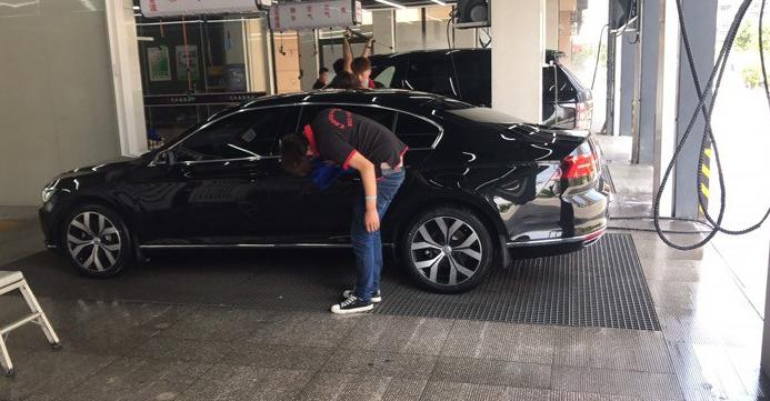 迈腾b8改装轮毂18寸多少钱,b8迈腾改装图片