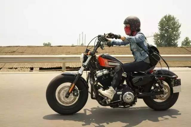 这家三位女掌门人的花店，席卷了成都时尚圈和文艺圈