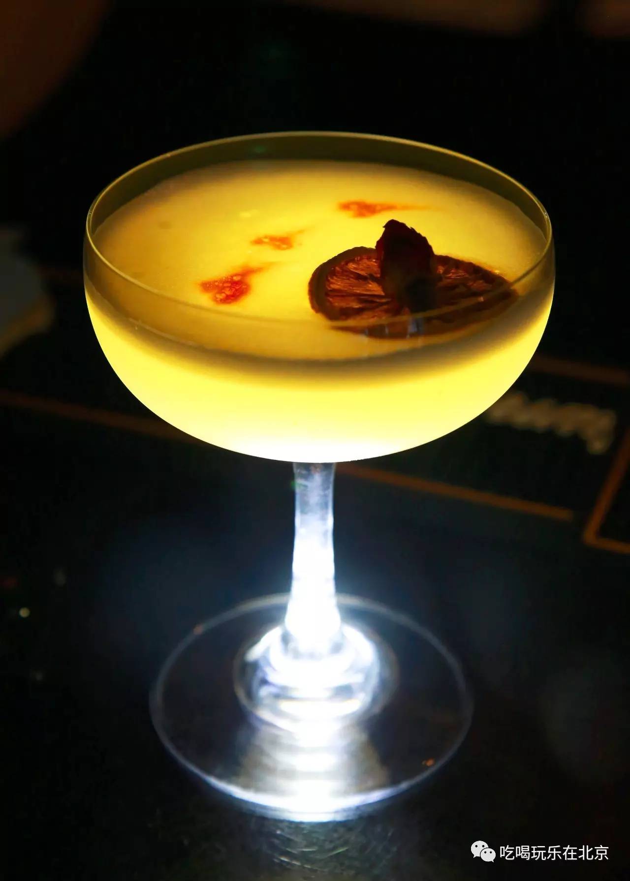 三里屯的这家店，让我甘心被“无人头”戏弄